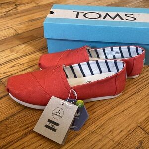 NWT TOMS Heritage Canvas Alpargata Slip-On Flats - W 7